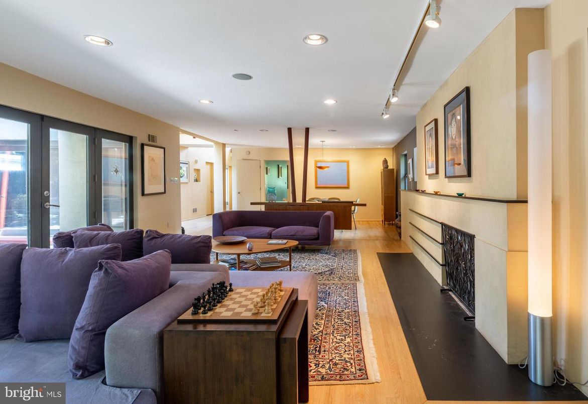 Fireplace, Interior, Living room, Pendant Lights, Recessed Lighting, Wood Texture Flooring