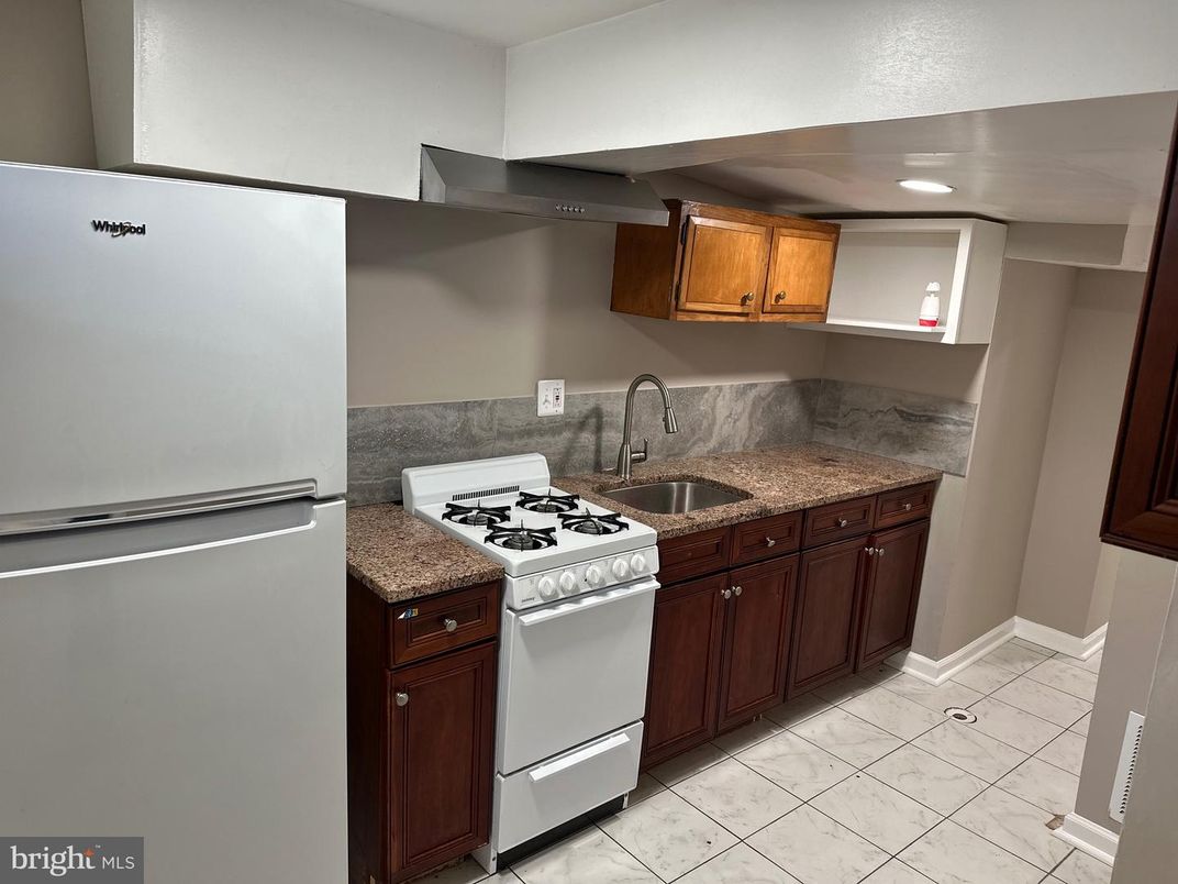 Interior, Kitchen, Marble, Recessed Lighting