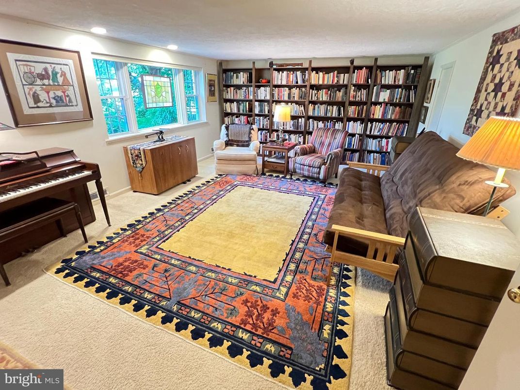 Interior, Living room, Piano, Recessed Lighting