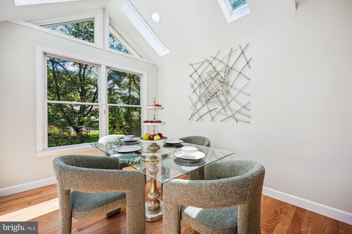 Dining room, Interior, Recessed Lighting, Wood Texture Flooring
