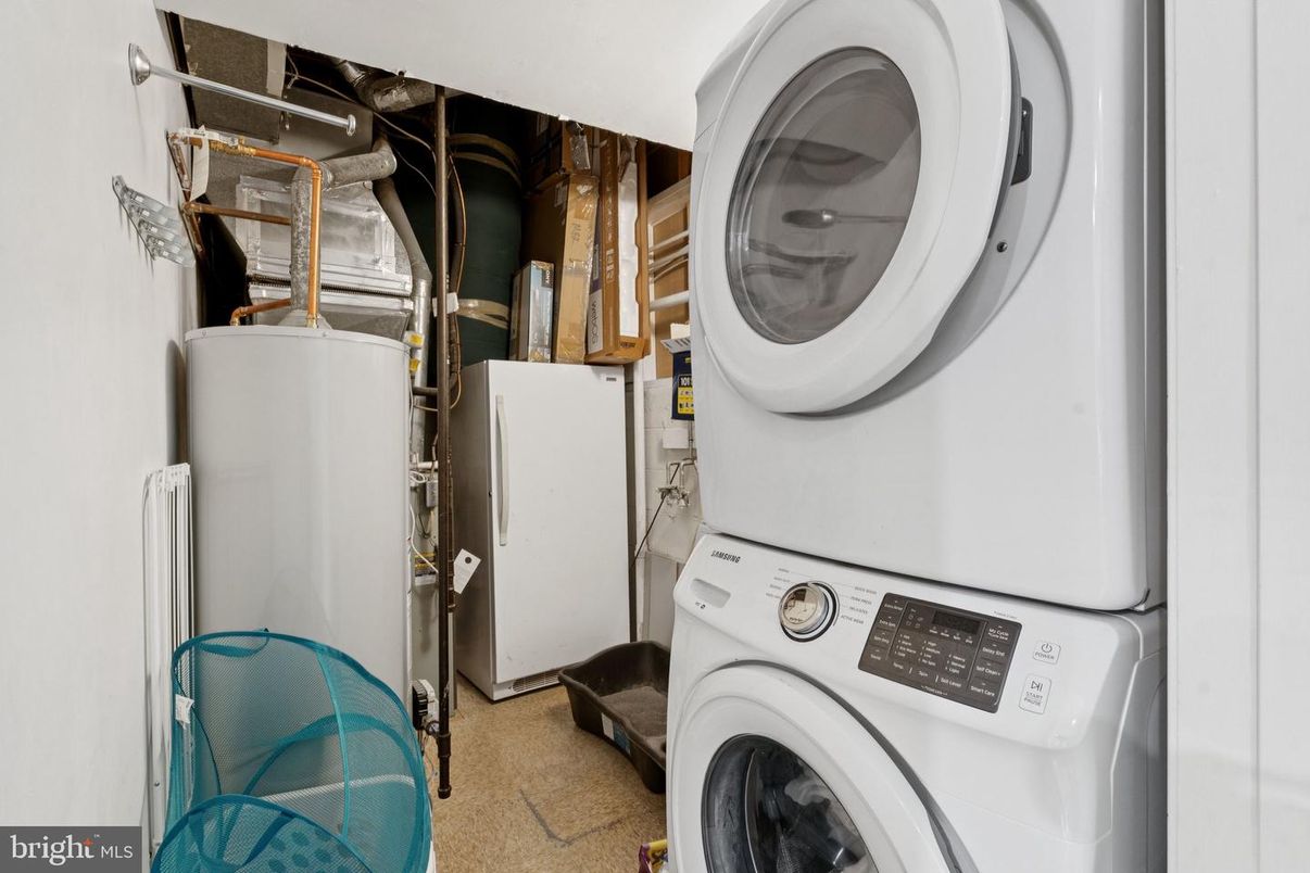 Interior, Utility Closets, Washer