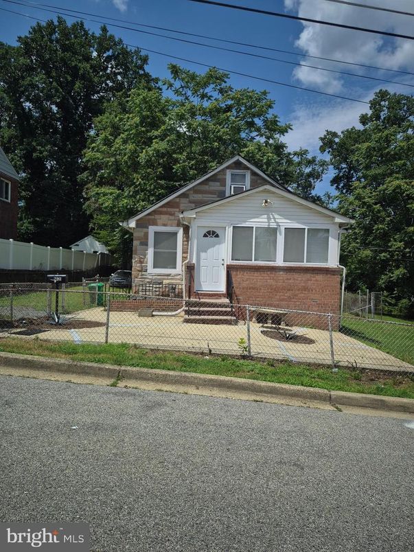 Exterior, Facade, Brick Facade, None