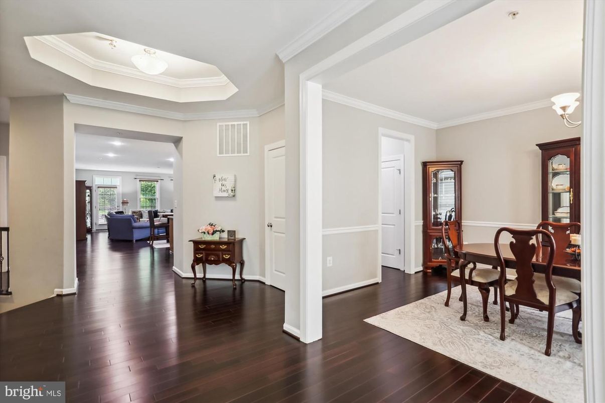 Dining room, Interior, Living room, Recessed Lighting, Wood Texture Flooring