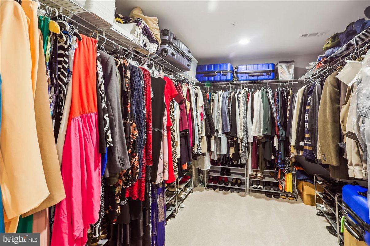 Interior, Recessed Lighting, Walk-in Closets