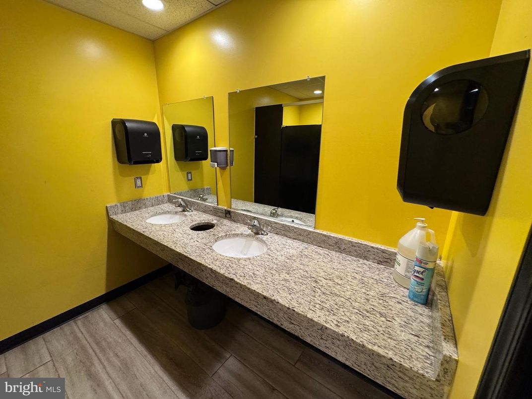 Bathroom, Dual Sink Vanities, Interior, Recessed Lighting, Wood Texture Flooring
