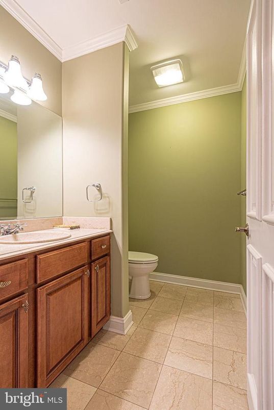 Bathroom, Interior, Tile Countertops