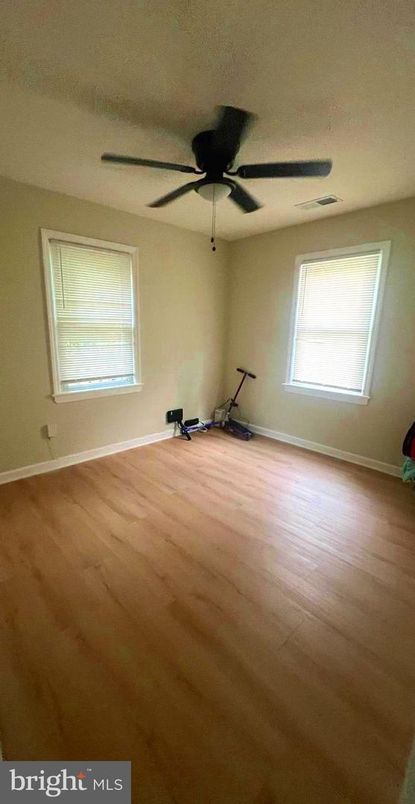 Empty room, Fitness Equipment, Interior, Wood Texture Flooring