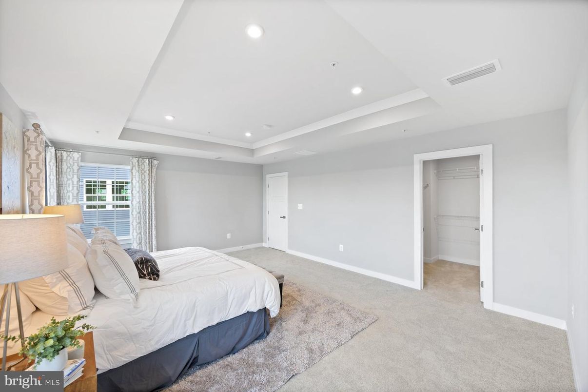 Bedroom, Interior, Recessed Lighting