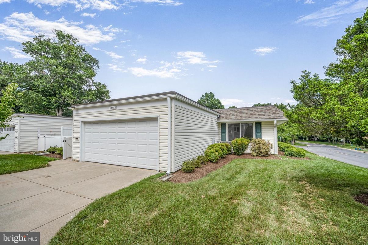 Detached Garage, Exterior