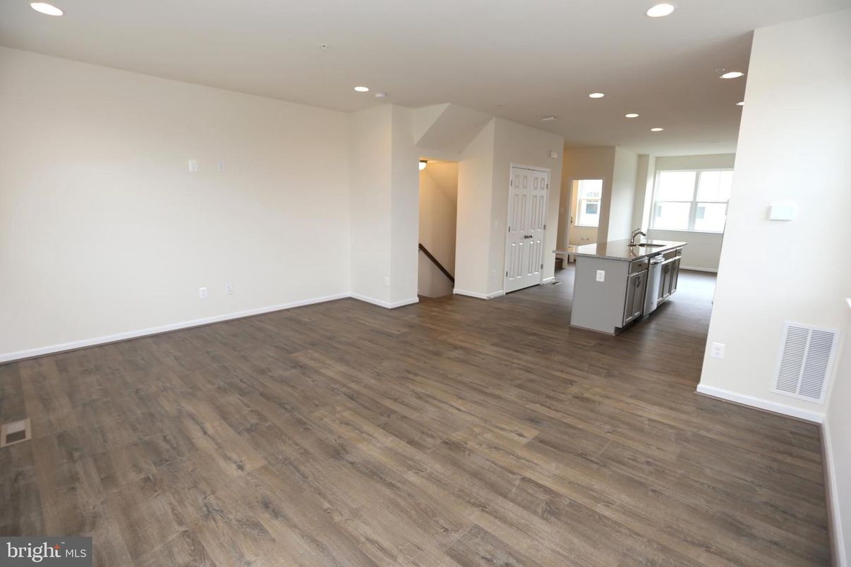 Empty room, Interior, Kitchen, Recessed Lighting, Wood Texture Flooring