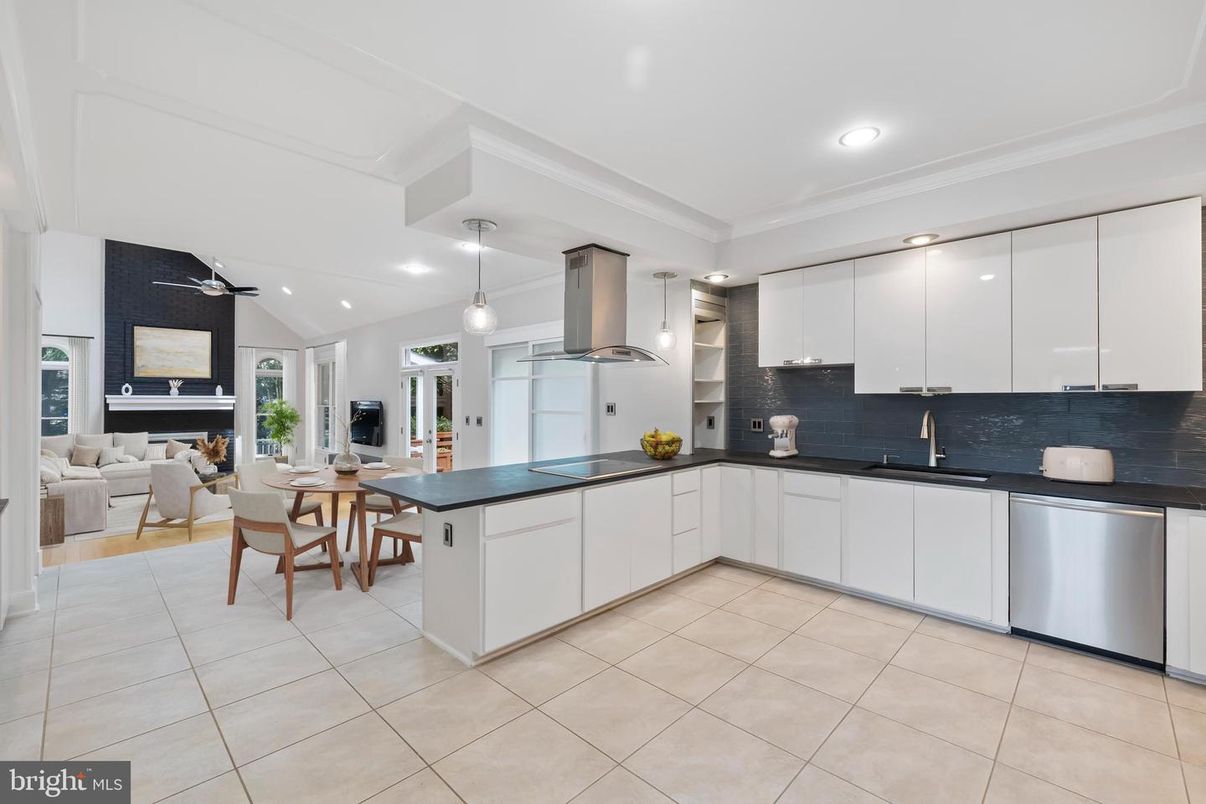 Dining room, Fireplace, Interior, Kitchen, Living room, Pendant Lights, Recessed Lighting, Stainless Steel Appliances