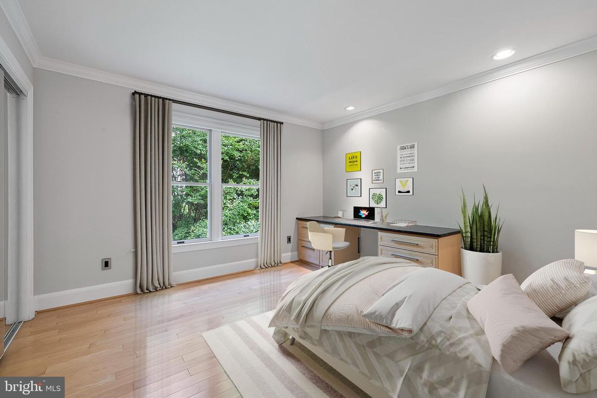 Bedroom, Home Office, Interior, Recessed Lighting, Wood Texture Flooring