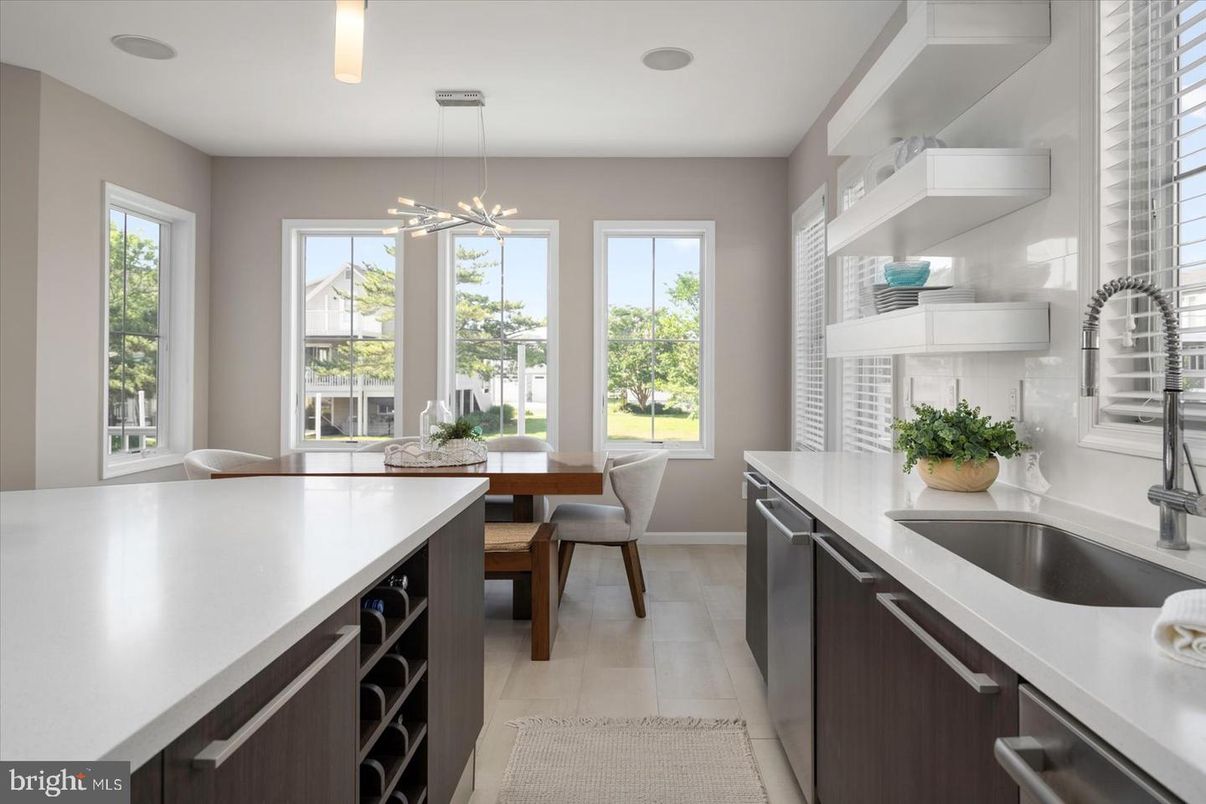 Dining room, Interior, Pendant Lights