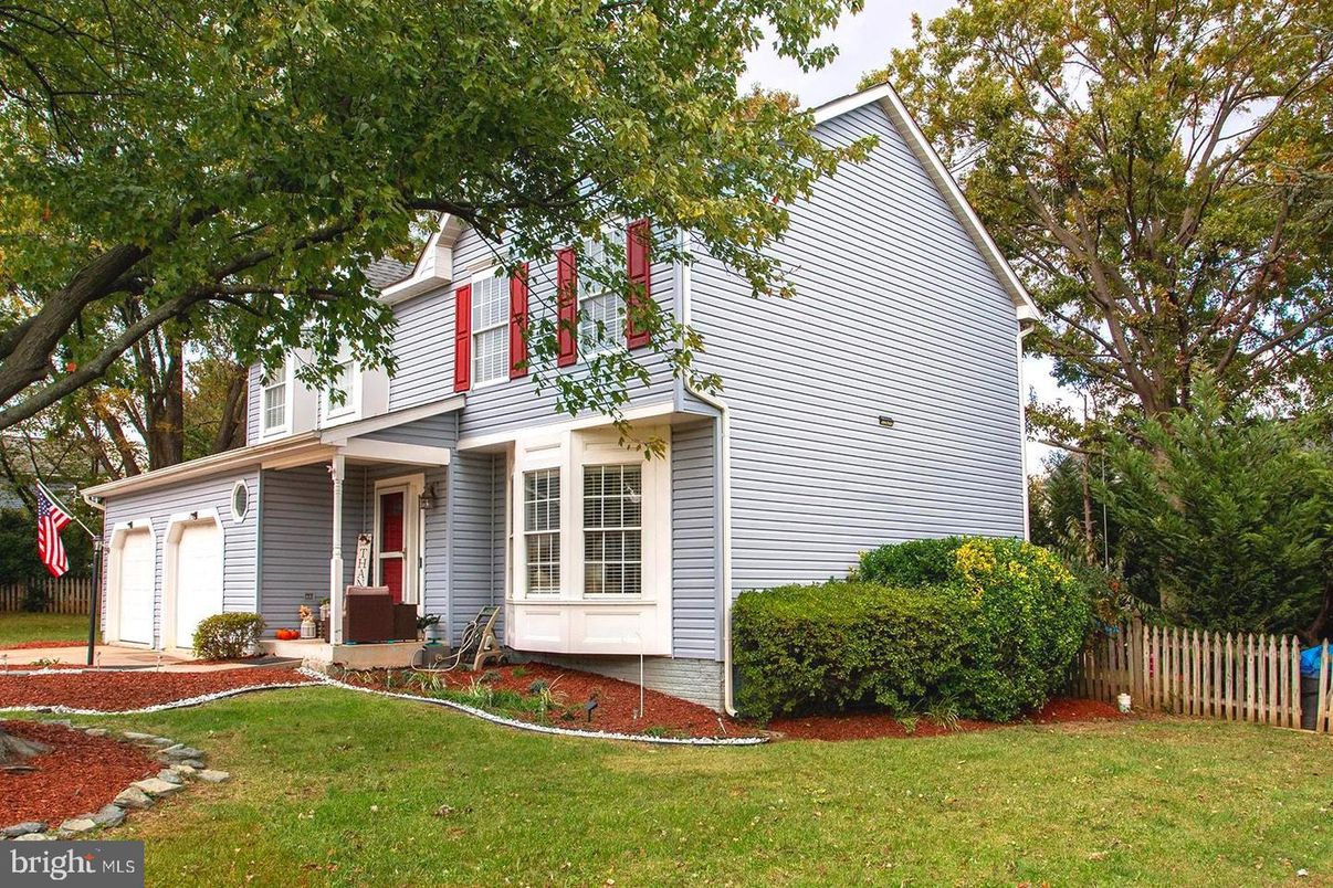 Attached, Backyard, Exterior, Facade, Farmhouse