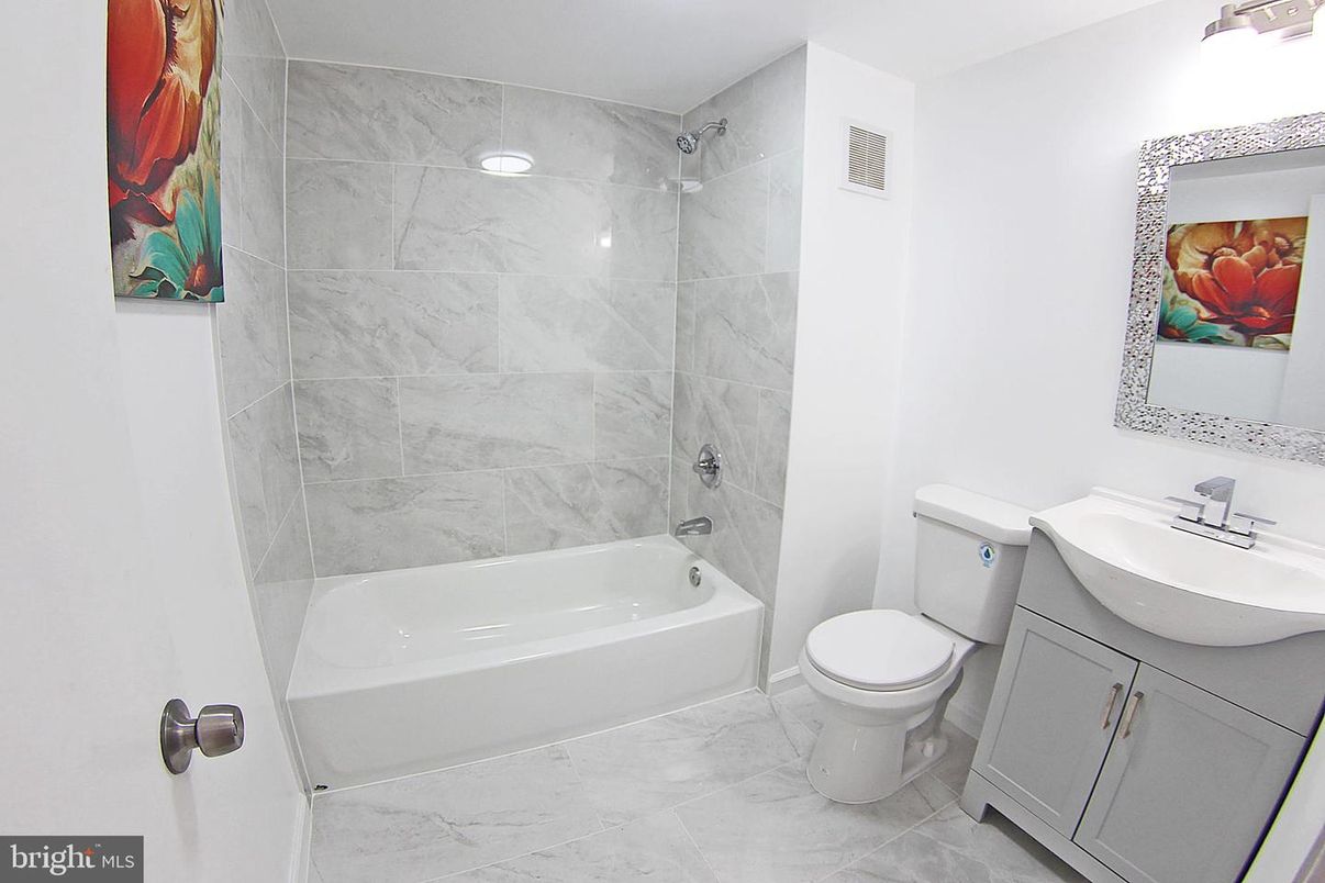 Bathroom, Interior, Marble, Marble Walls