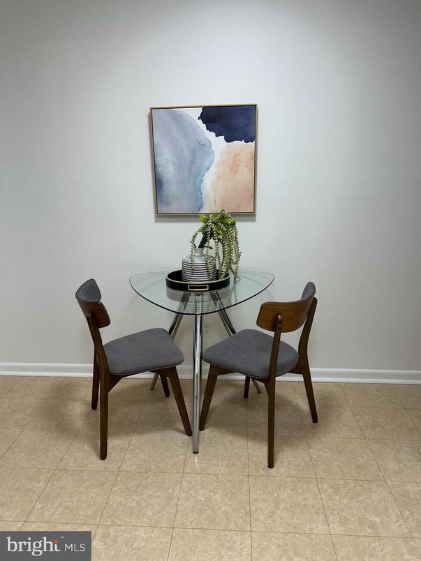 Dining room, Interior