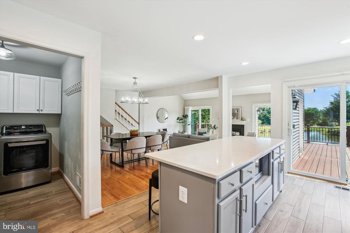 Chandelier, Dining room, Interior, Kitchen, Pendant Lights, Recessed Lighting, Wood Texture Flooring