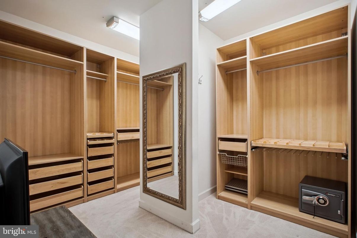 Interior, Walk-in Closets, Wooden Walls