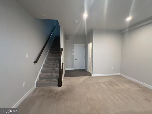 Empty room, Interior, Recessed Lighting