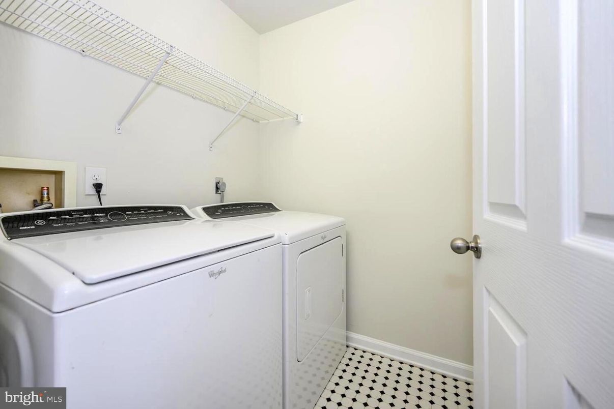 Interior, Washer