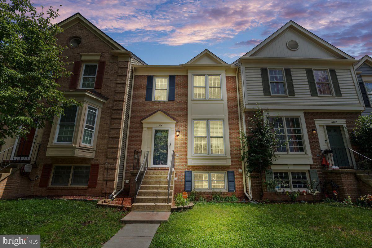 Exterior, Facade, Brick Facade, Rowhouse