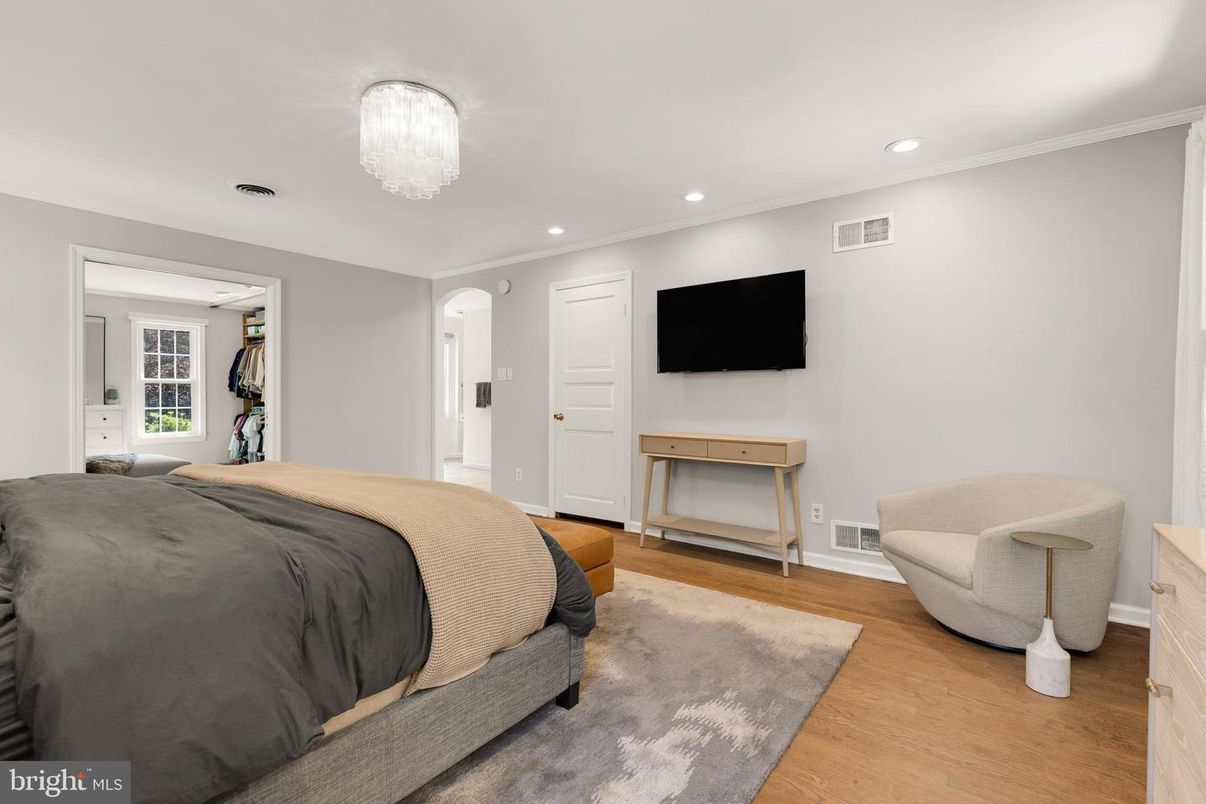 Bedroom, Chandelier, Interior, Recessed Lighting, Wood Texture Flooring