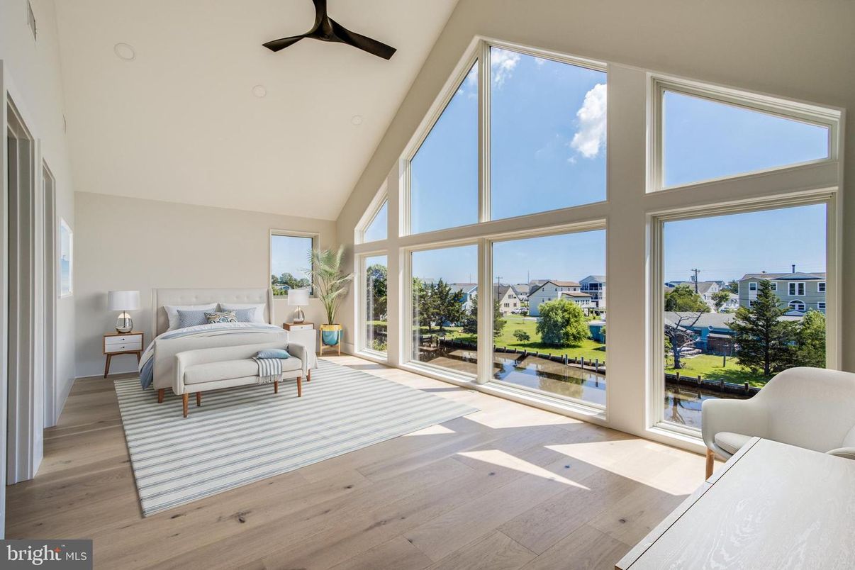 Bedroom, Interior, Water, Wood Texture Flooring