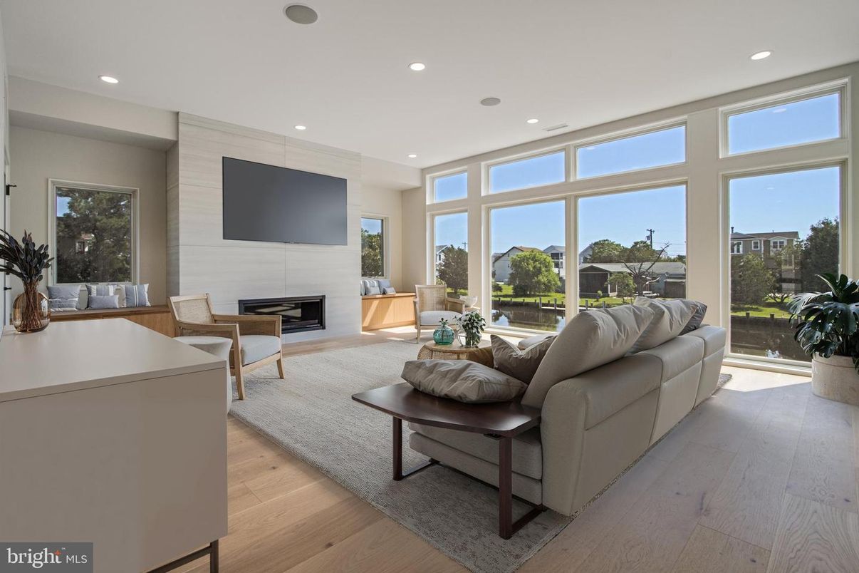 Fireplace, Interior, Living room, Recessed Lighting, Wood Texture Flooring