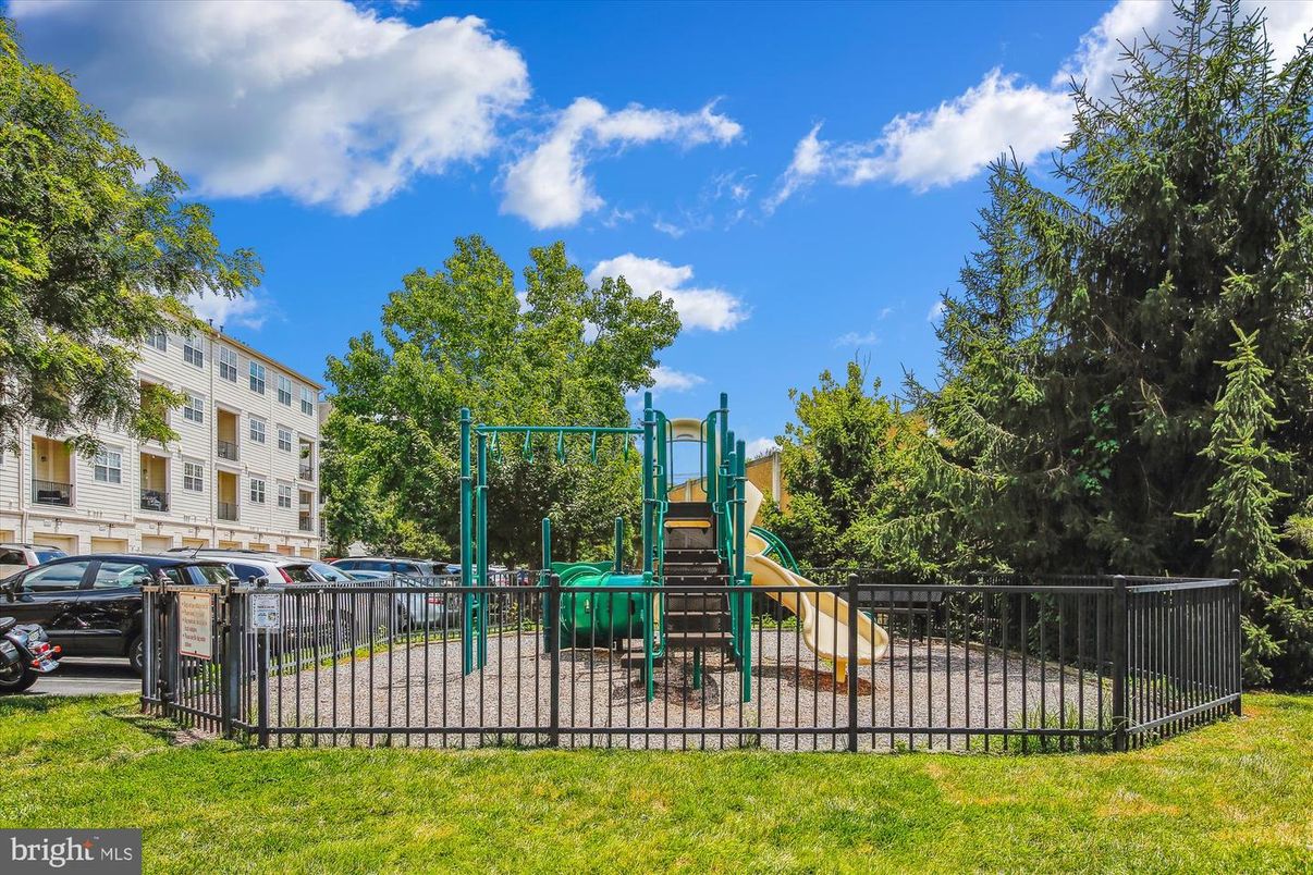 Backyard, Exterior, Playground