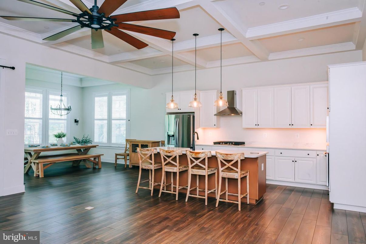 Interior, Kitchen, Pendant Lights, Recessed Lighting, Wood Texture Flooring