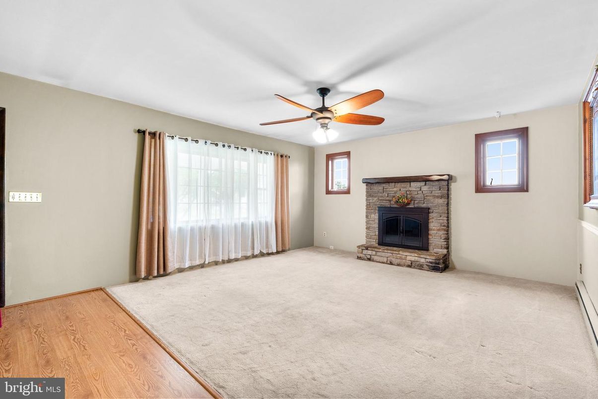 Empty room, Fireplace, Interior, Wood Texture Flooring