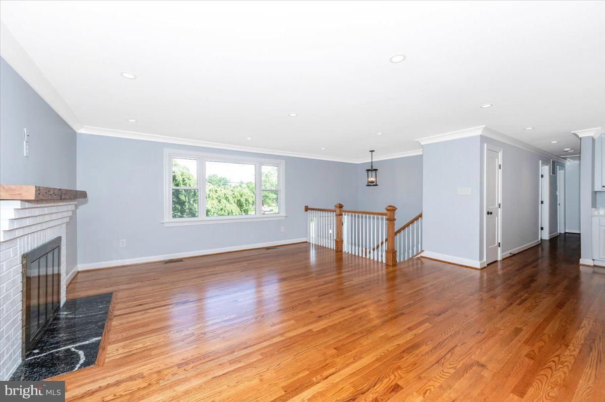 Empty room, Fireplace, Interior, Pendant Lights, Recessed Lighting, Wood Texture Flooring