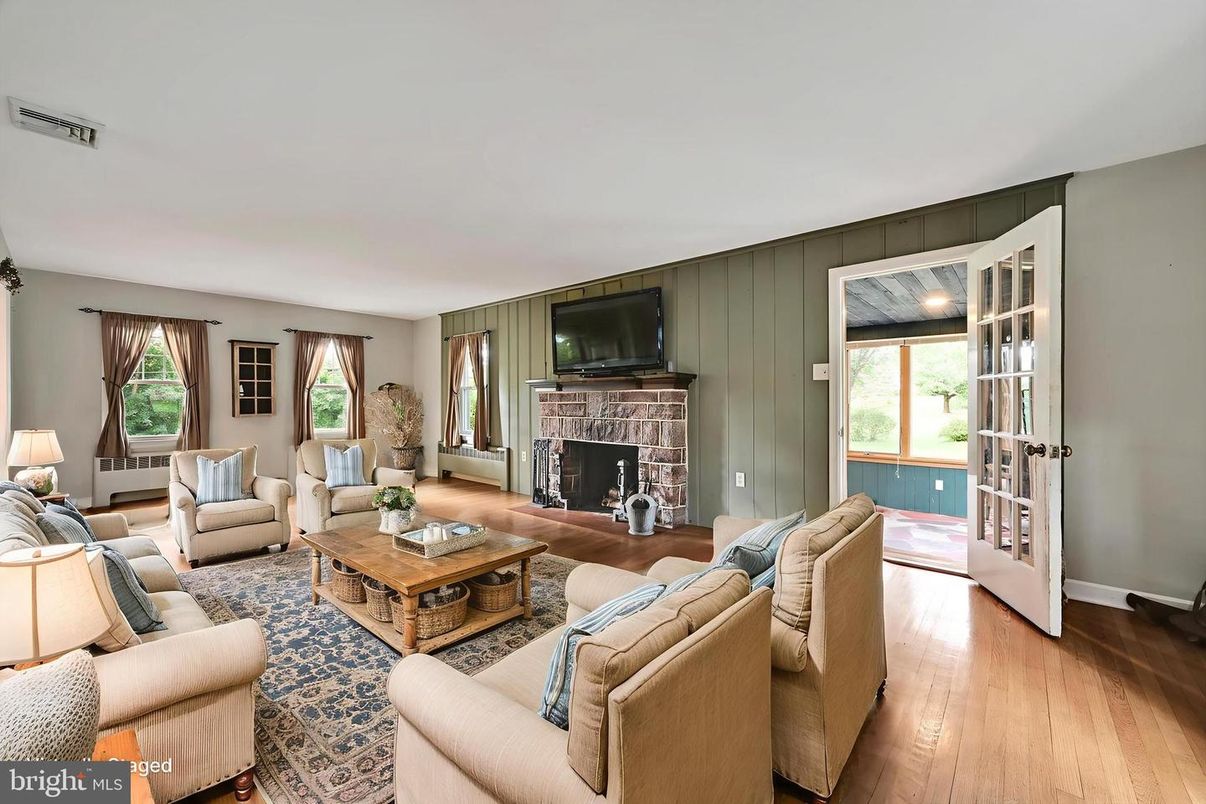 Fireplace, Interior, Living room, Wood Texture Flooring