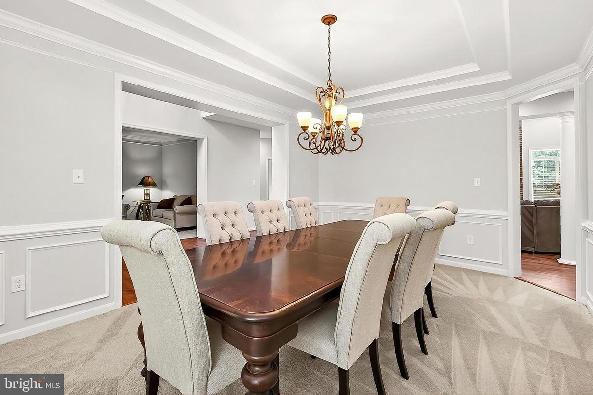 Chandelier, Dining room, Interior