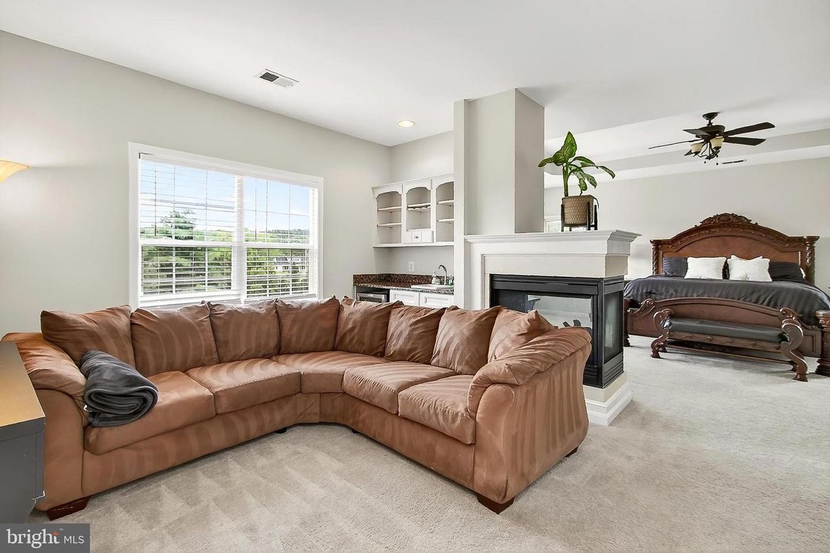 Fireplace, Interior, Living room, Recessed Lighting