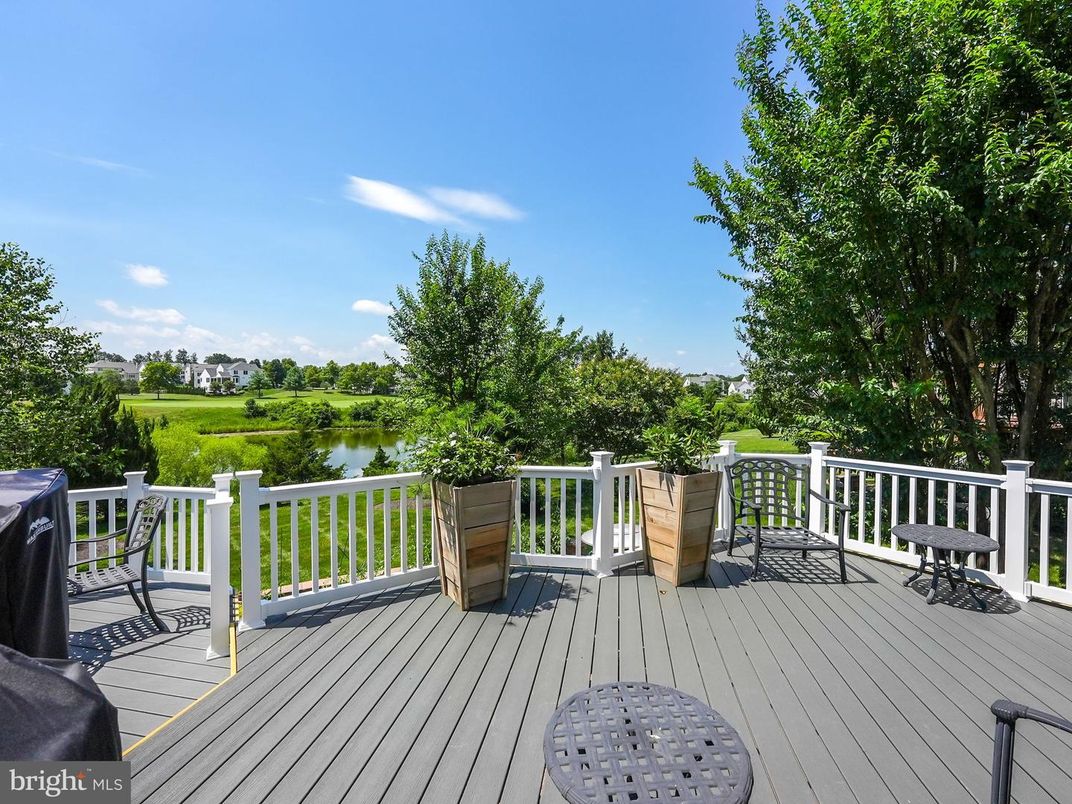 Backyard, Exterior, Water