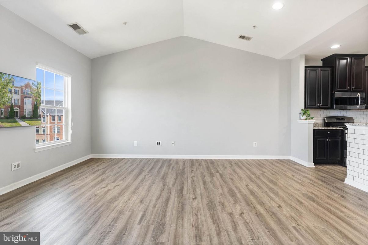 Empty room, Interior, Kitchen, Recessed Lighting, Wood Texture Flooring