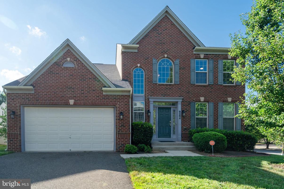 Attached, Exterior, Facade, Brick Facade, Brick Traditional