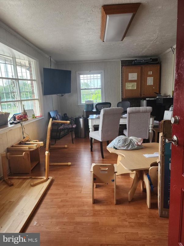 Dining room, Interior, Wood Texture Flooring