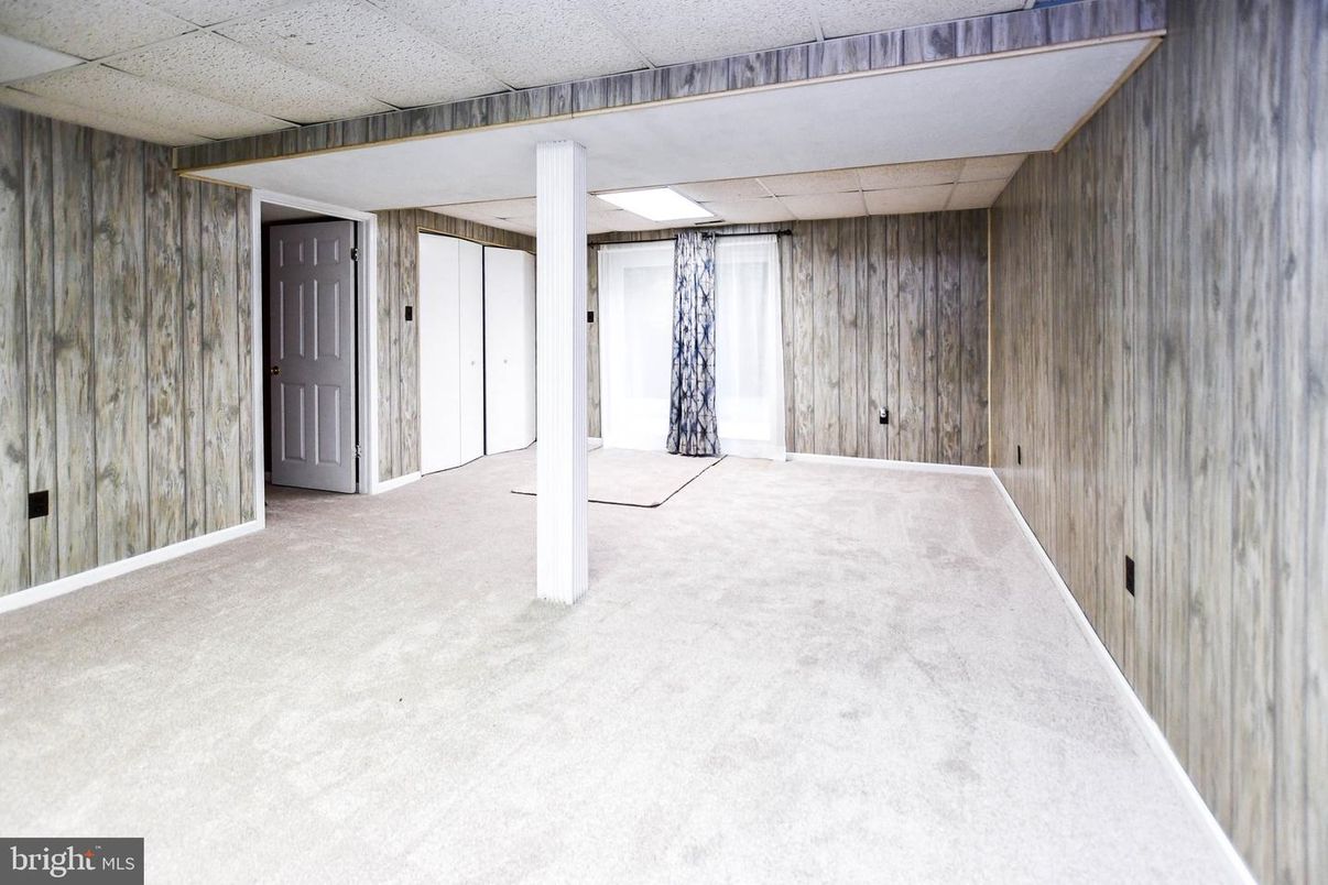 Empty room, Interior, Wooden Walls