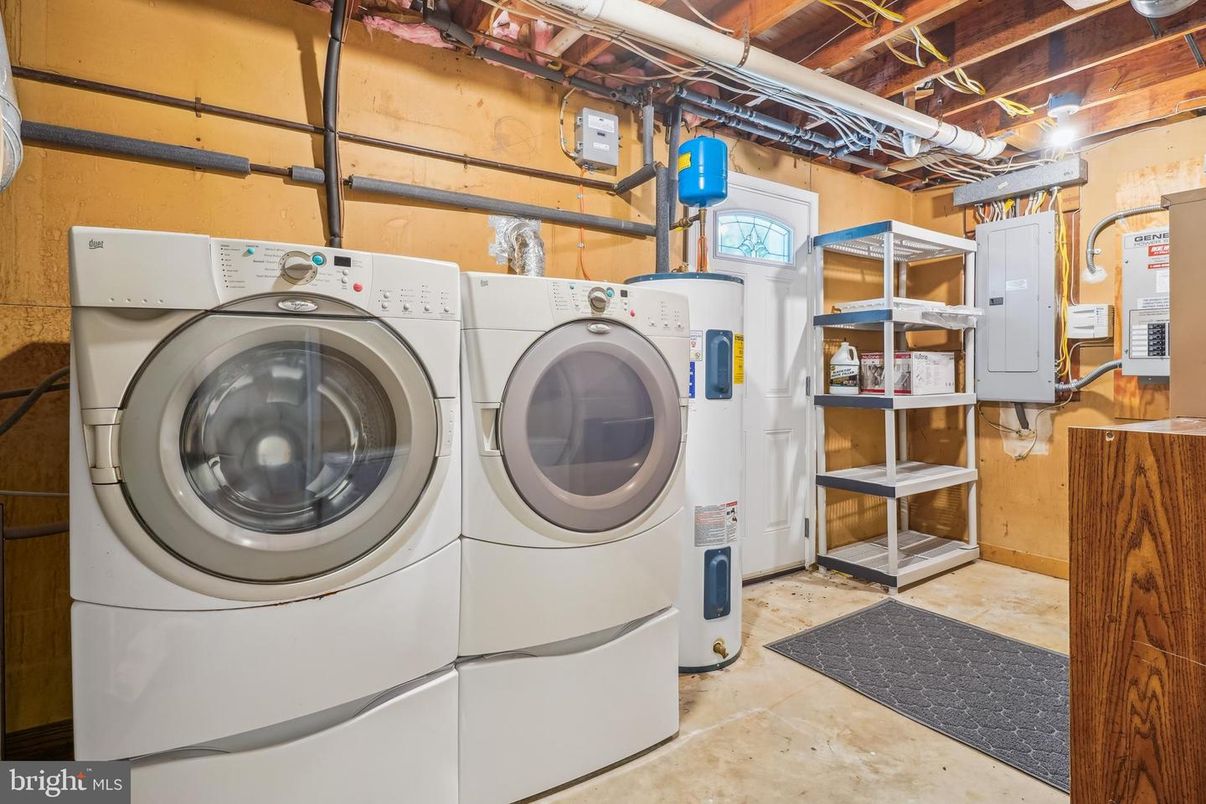 Interior, Utility Closets, Washer
