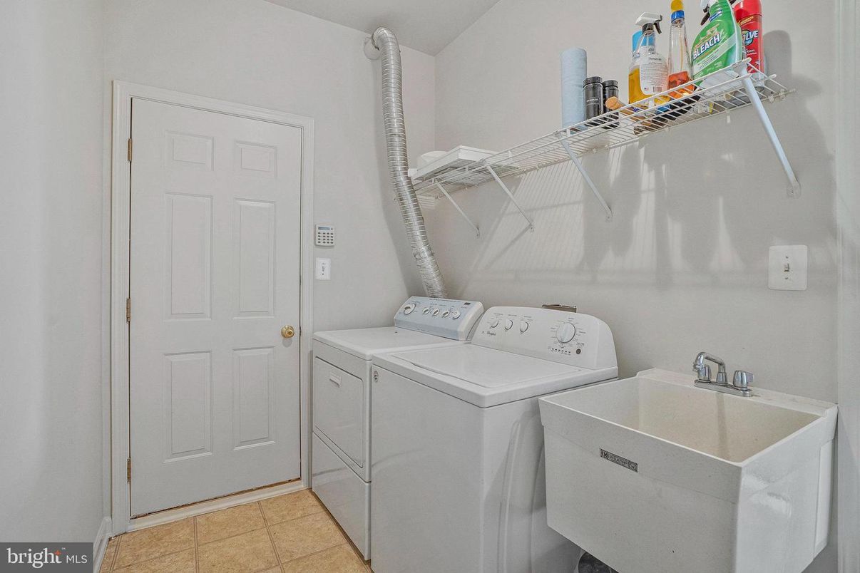 Interior, Washer