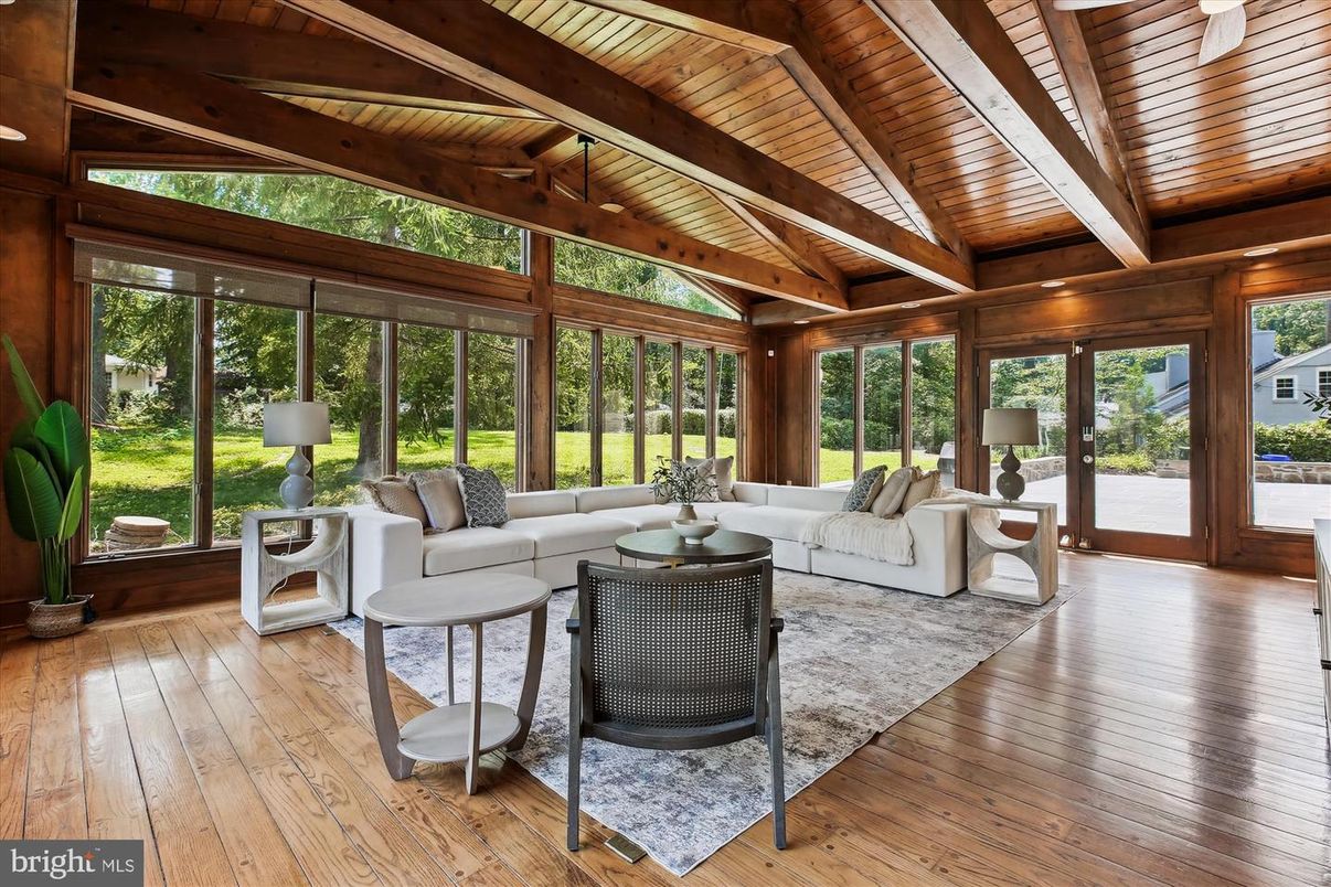 Interior, Living room, Sun Room, Wooden Beams, Wooden Ceilings, Wood Texture Flooring