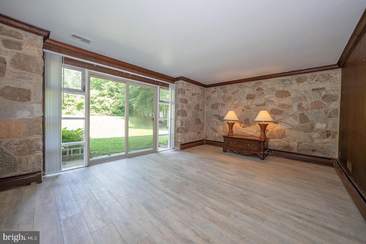 Empty room, Interior, Stone Walls, Wood Texture Flooring
