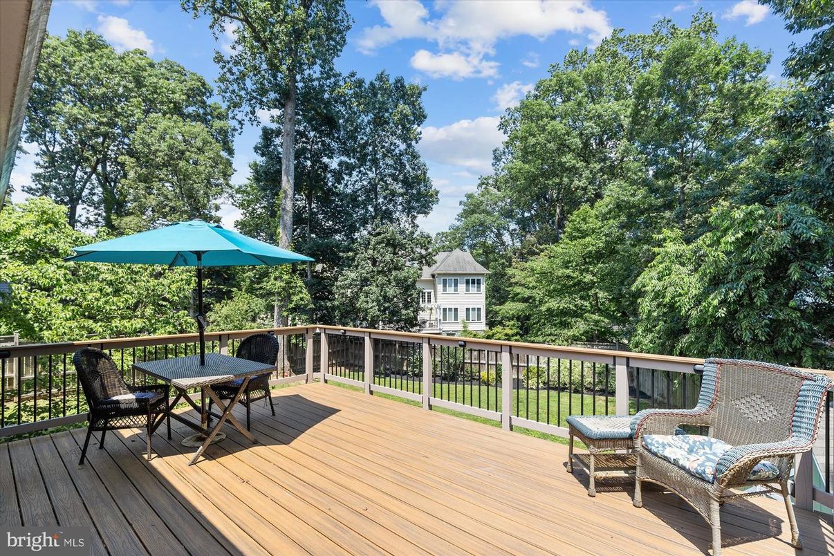 Exterior, Wood Texture Flooring