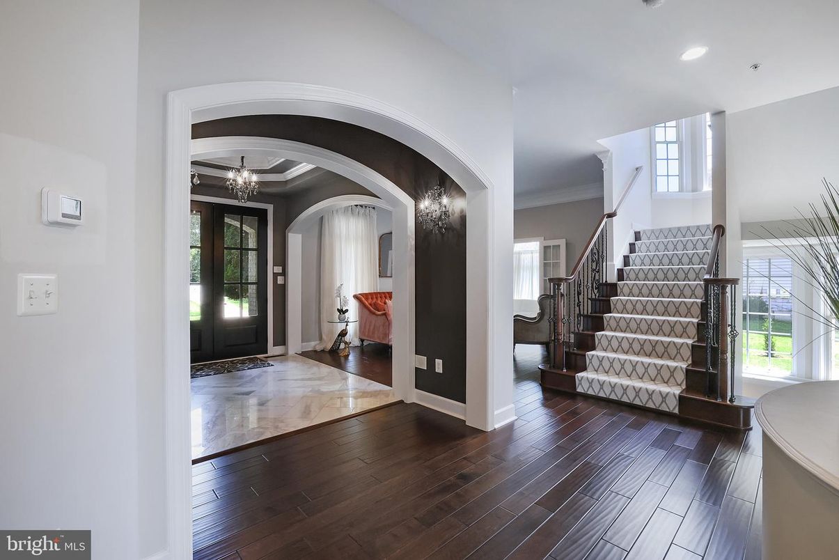 Chandelier, Interior, Recessed Lighting, Wood Texture Flooring