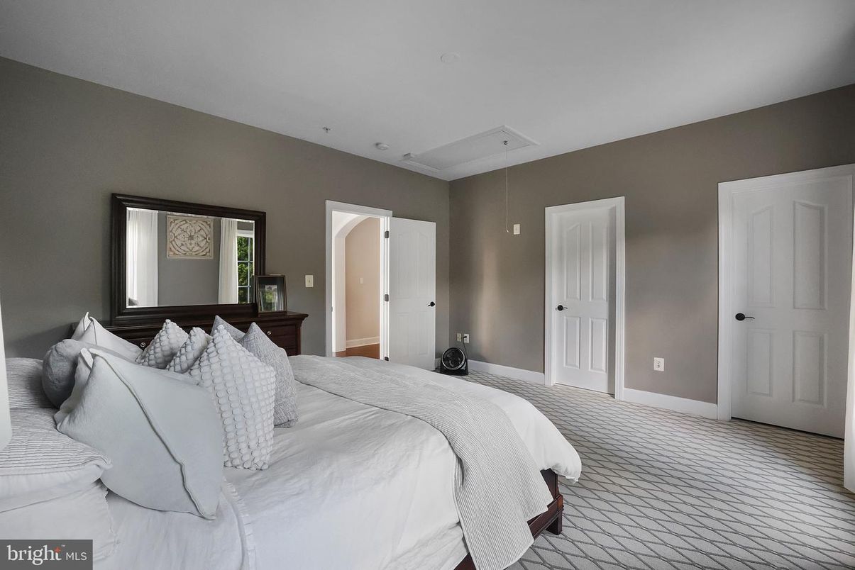 Bedroom, Interior, Pendant Lights