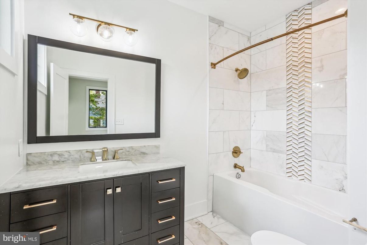 Bathroom, Interior, Marble, Marble Walls