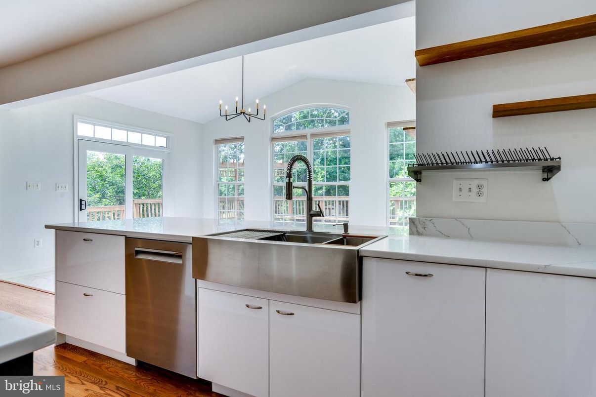Chandelier, Interior, Kitchen, Pendant Lights, Wood Texture Flooring