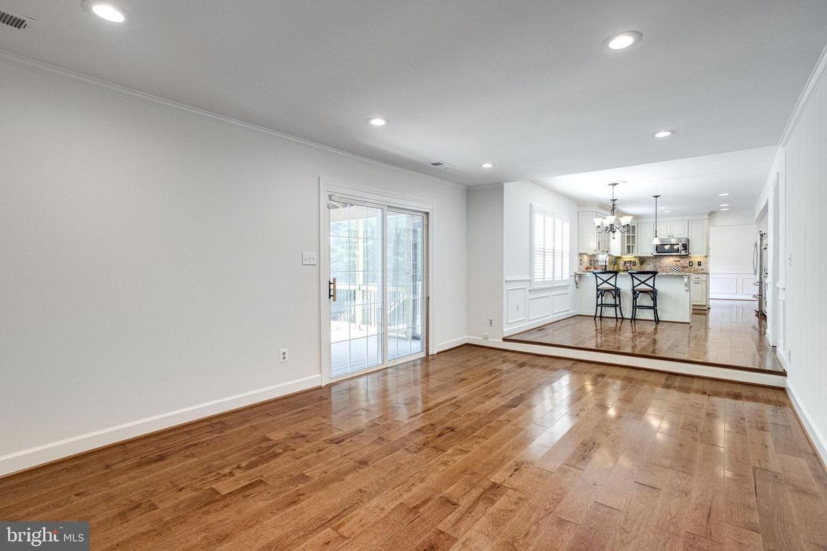 Chandelier, Empty room, Interior, Kitchen, Pendant Lights, Recessed Lighting, Wood Texture Flooring